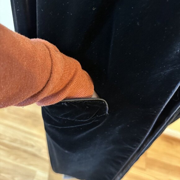 Vintage Womens Charm Black Velvet Opera Coat & Skirt Set SZ Small Hollywood USA - Picture 11 of 16